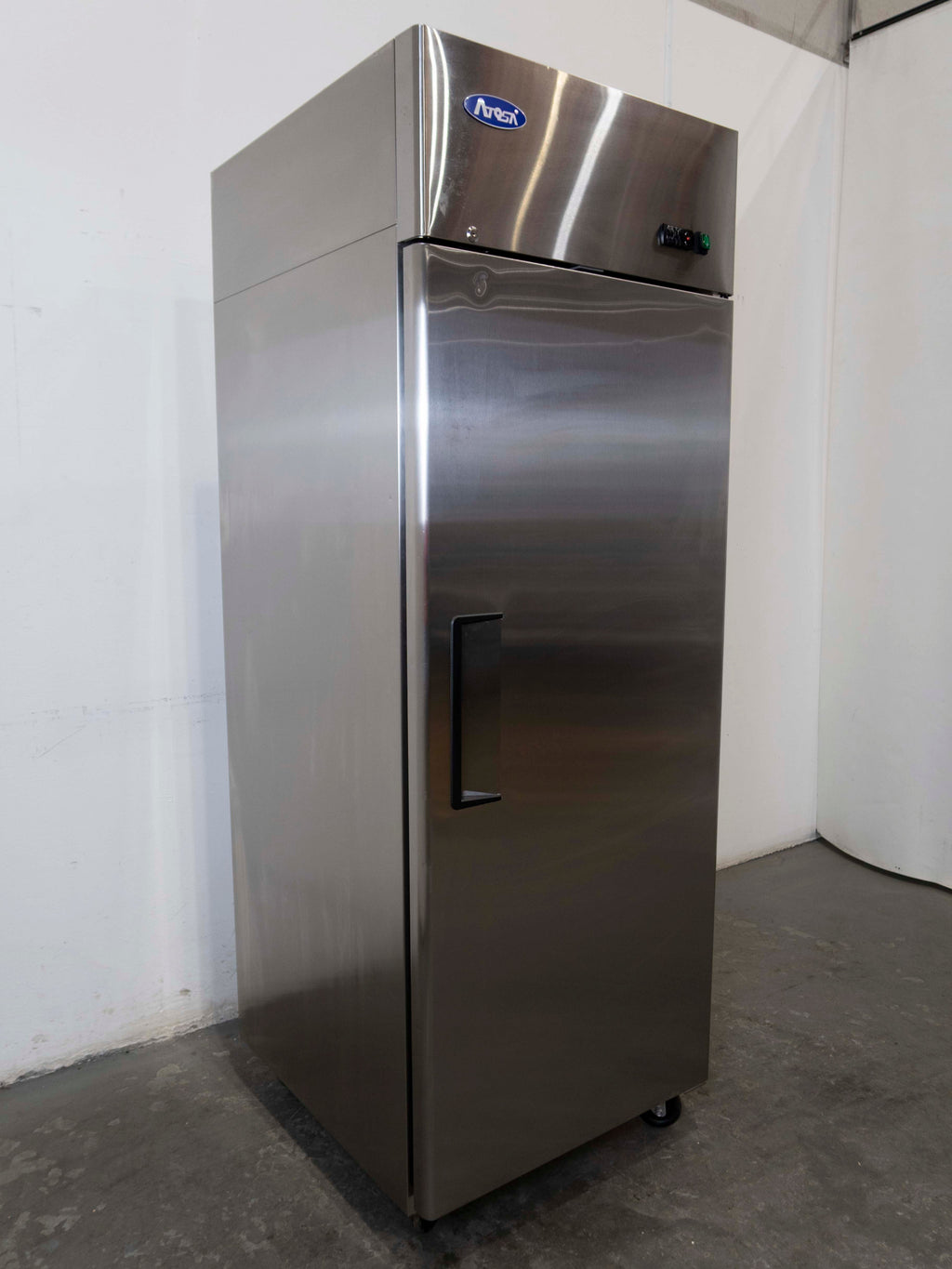 Atosa MBF8001 Upright Freezer 775777