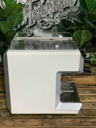 Astoria Greta - 1 Group - Brand New