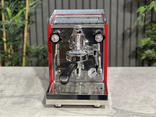 Astoria Loft - 1 Group Red - Brand New