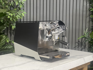 Faemina - 1 Group Black - Brand New