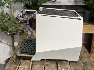 Faemina - 1 Group White - Brand New