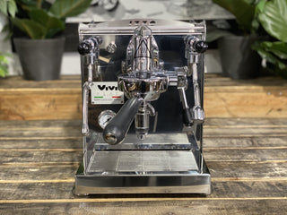Izzo Vivi Flat - 1 Group White - Brand New