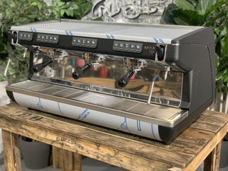 Nuova Simonelli Appia Life High Cup - 3 Group Black & Stainless - Brand New