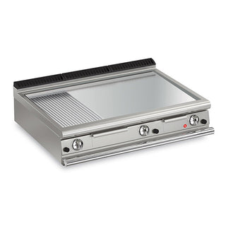 Baron 3 Burner Gas Fry Top With 2/3 Smooth 1/3 Ribbed Chrome Plate And Thermostatic Control Q90FTT/G1225