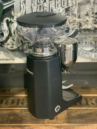 Quamar M80 Push Grinder Black - Brand New