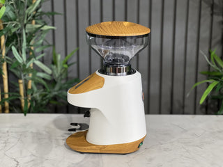 Quamar Nemo-Q Electronic Grinder White & Timber - Brand New