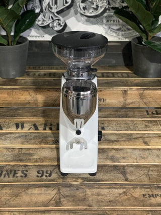 Quamar Q50 Push White - Brand New