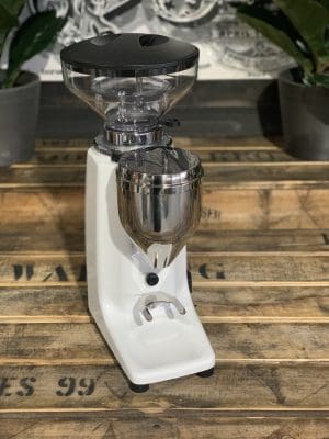 Quamar Q50 Push White - Brand New