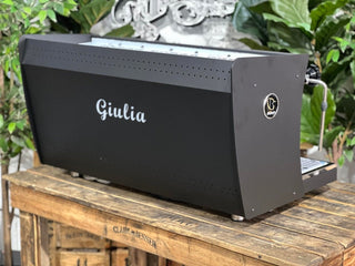Brugnetti Giulia - 3 Group Black - Brand New