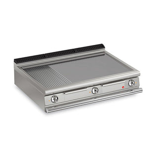 Baron 3 Burner Electric Fry Top With 2/3 Smooth 1/3 Ribbed Mild Steel Plate And Thermostat Control - 700Mm Depth