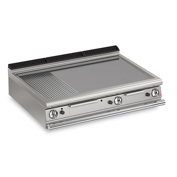 Baron 3 Burner Gas Fry Top 700Mm Depth With 2/3 Smooth 1/3 Ribbed Mild Steel Plate And Thermostat Control